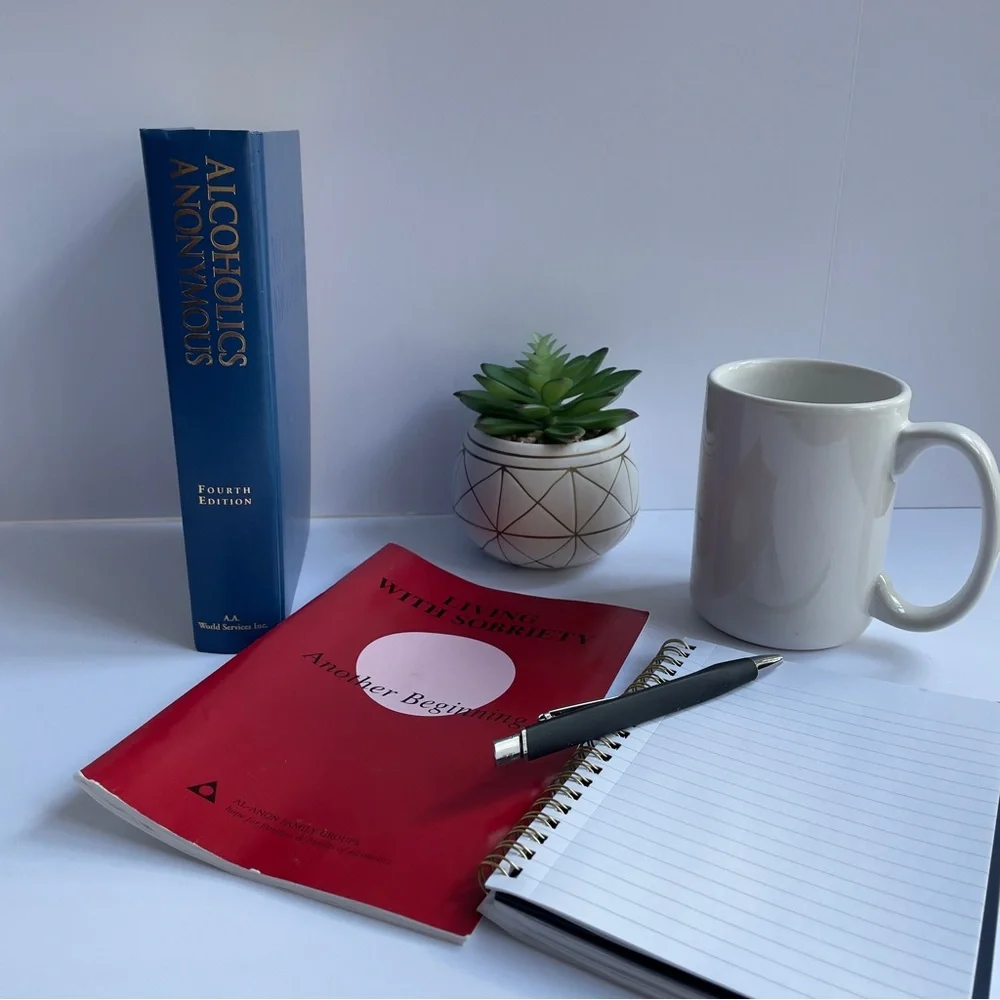 AA Premium Hardcover Big Book 4th Ed BLUE + Living with Sobriety Al-Anon Bundle - Picture 4 of 9